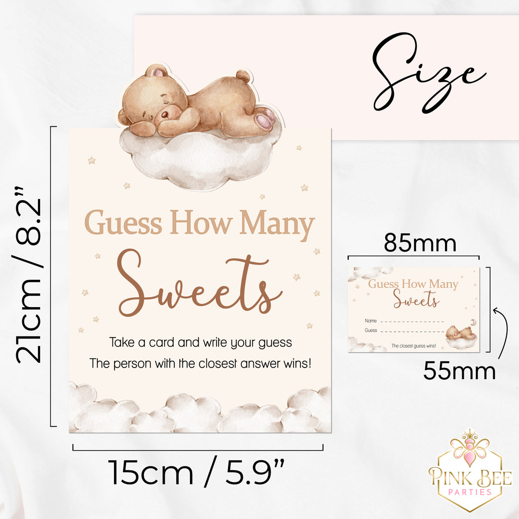 Size guide showing Teddy Bear Guess the Sweets baby shower tent sign measuring 21 × 15 cm and guest guessing cards measuring 8.5 × 5.5 cm.